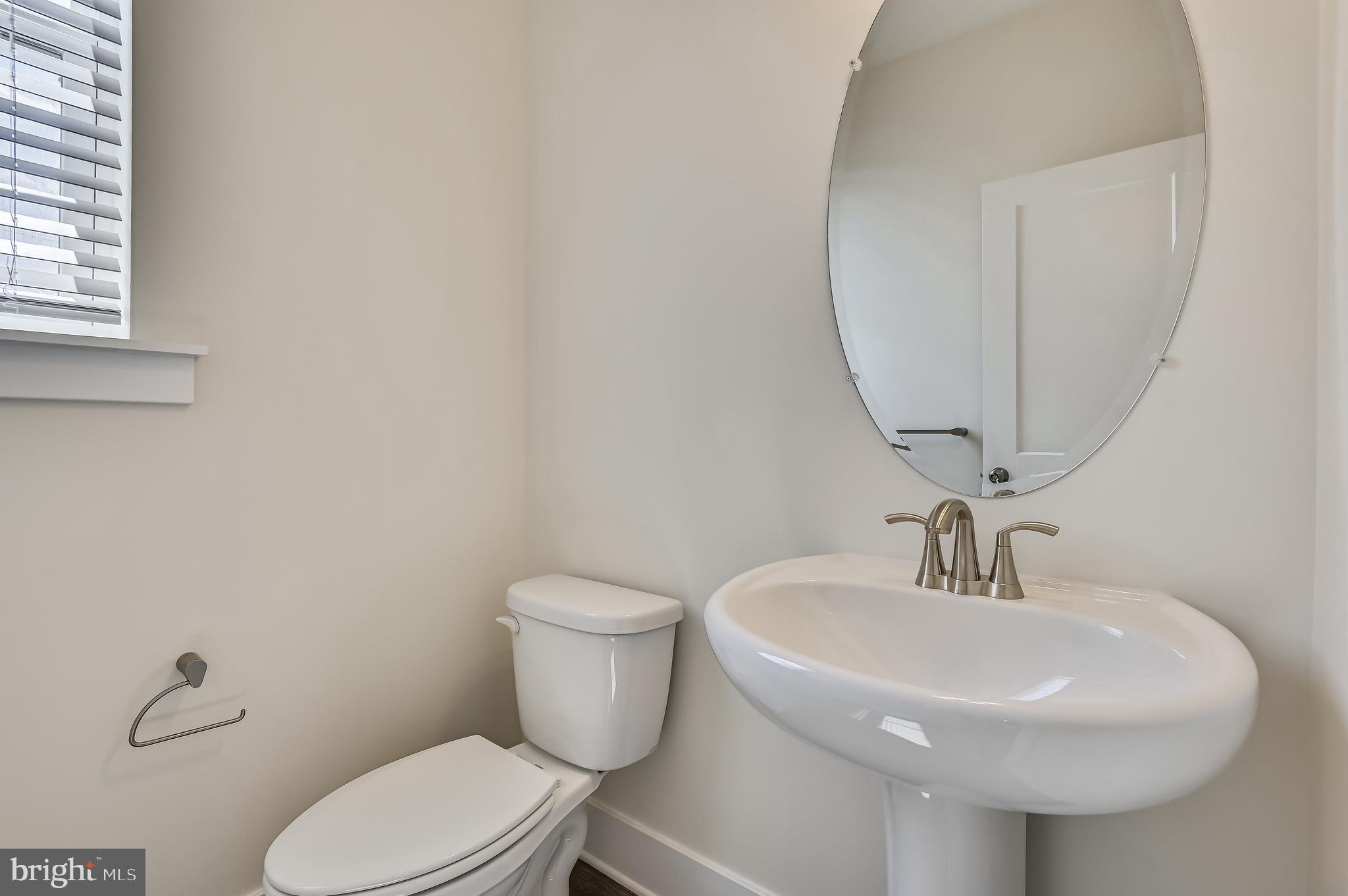 16601 Anegada Drive Accokeek, MD 20607 - Photo 10 of 17 Powder Room