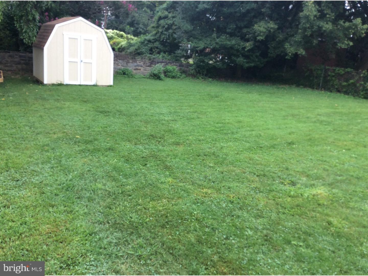 207 East Avon Road Brookhaven, PA 19015 - Photo 18 of 23 Gallery Image 18