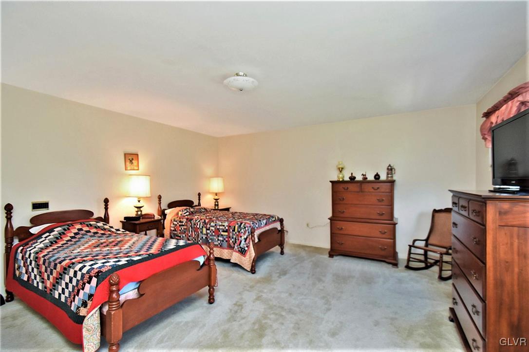 4030 Wedgewood Road Allentown, PA 18104 - Photo 22 of 30 Gallery Image 22