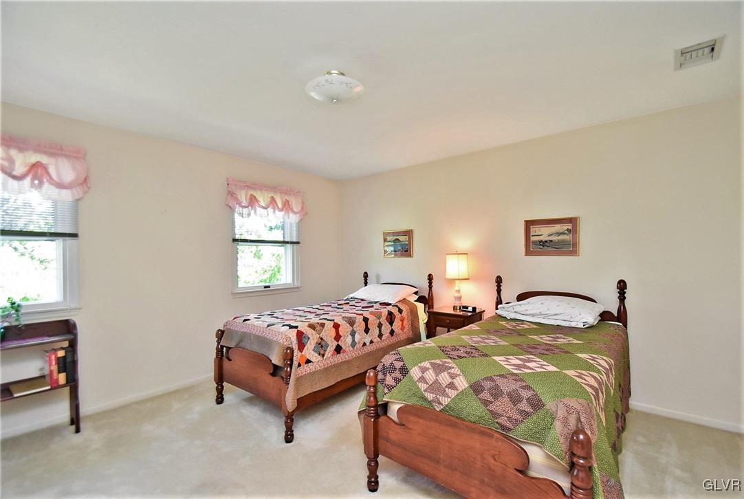 4030 Wedgewood Road Allentown, PA 18104 - Photo 28 of 30 Gallery Image 28