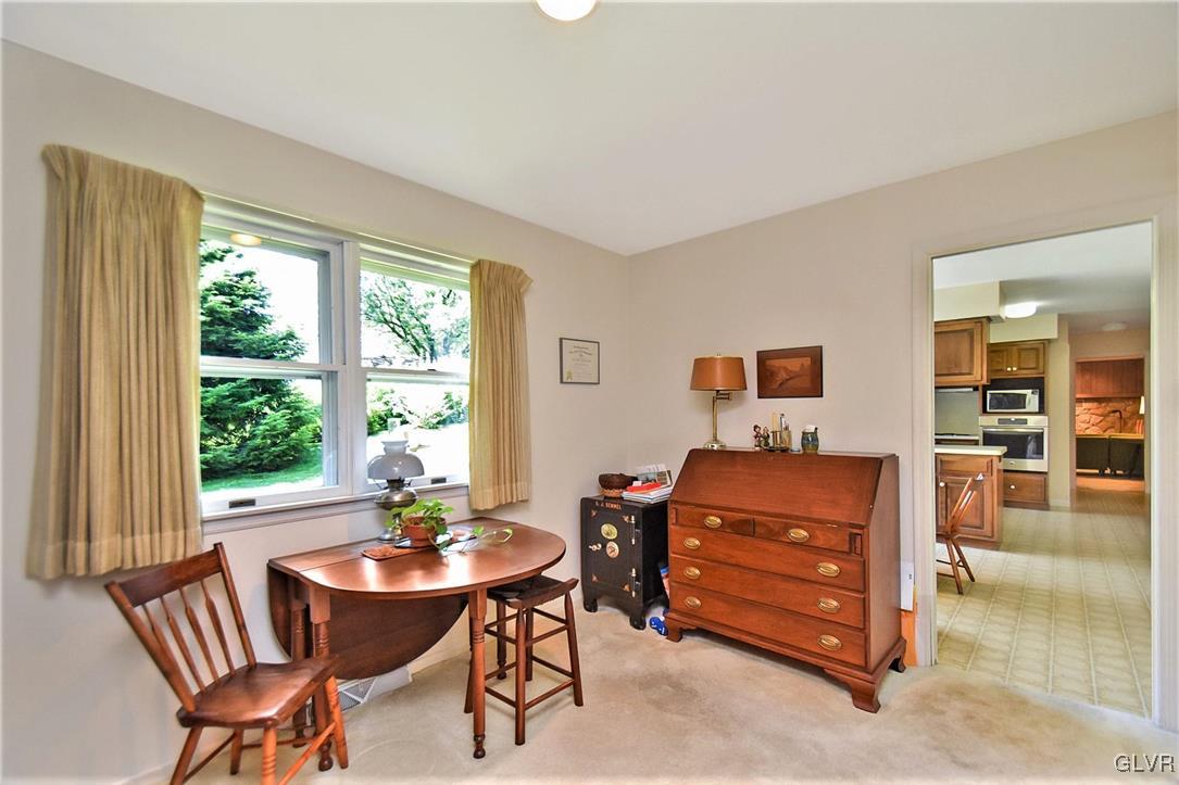 4030 Wedgewood Road Allentown, PA 18104 - Photo 10 of 30 Gallery Image 10