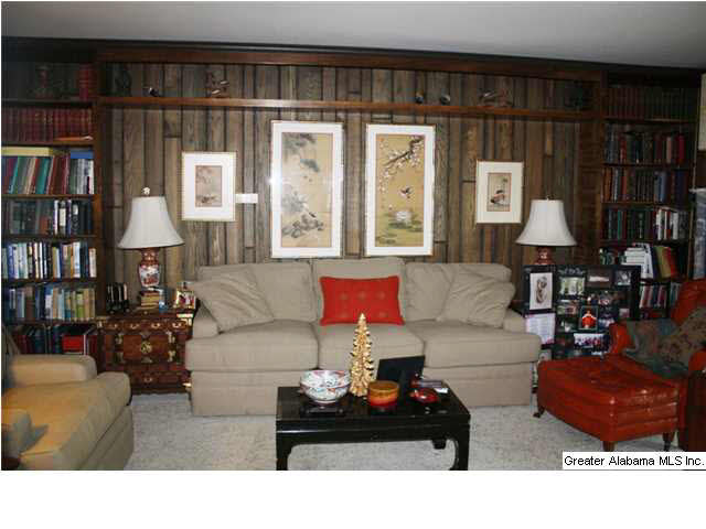 100 Raemon Avenue Anniston, AL 36207 - Photo 4 of 32