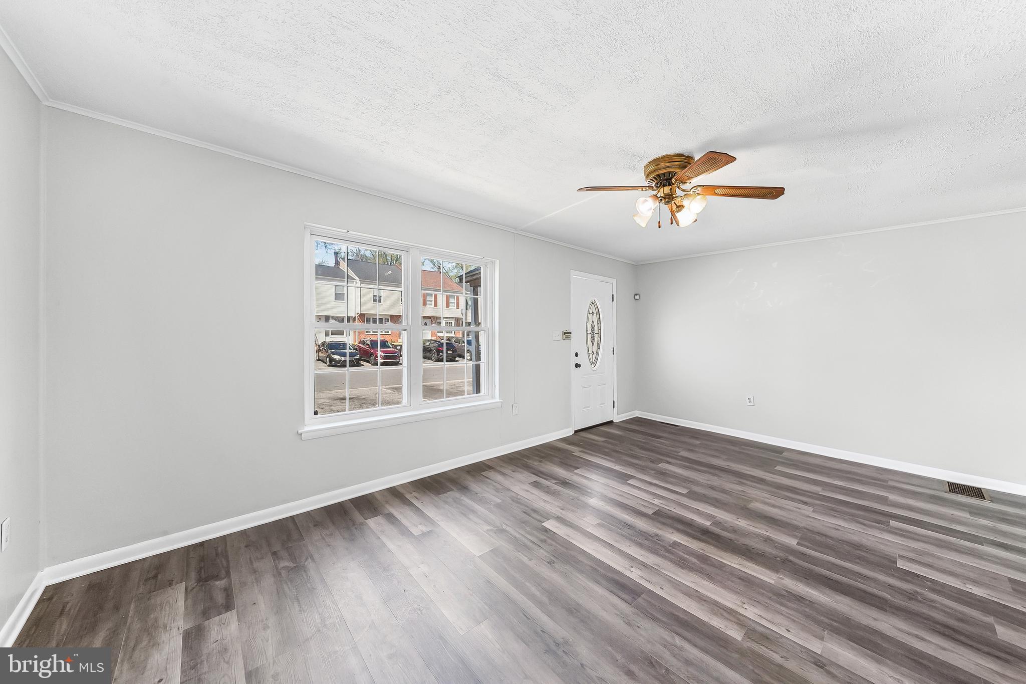 26 Fleming Street Newark, DE 19713 - Photo 2 of 21