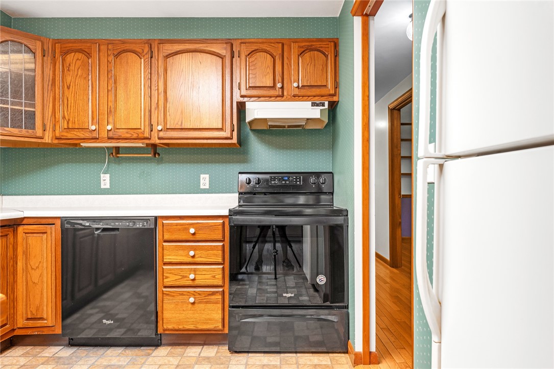 590 Shannock Road South Kingstown, RI 02879 - Photo 10 of 30