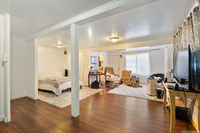 $1,595,000 | 1924 South Beretania Street, Honolulu, HI 96826