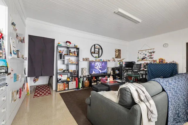 $1,595,000 | 1924 South Beretania Street, Honolulu, HI 96826