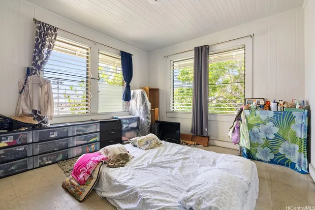 $1,595,000 | 1924 South Beretania Street, Honolulu, HI 96826