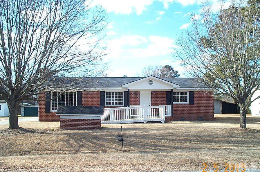 112 New King Road Smithfield, NC 27577 - Photo 1 of 17 Exterior Front