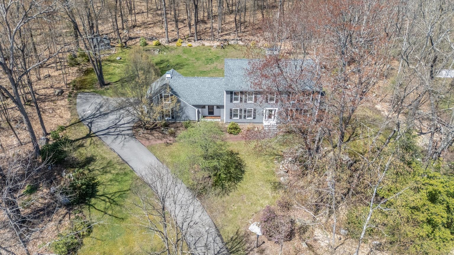 62 Ridge Road Concord, NH 03301 - Photo 2 of 42