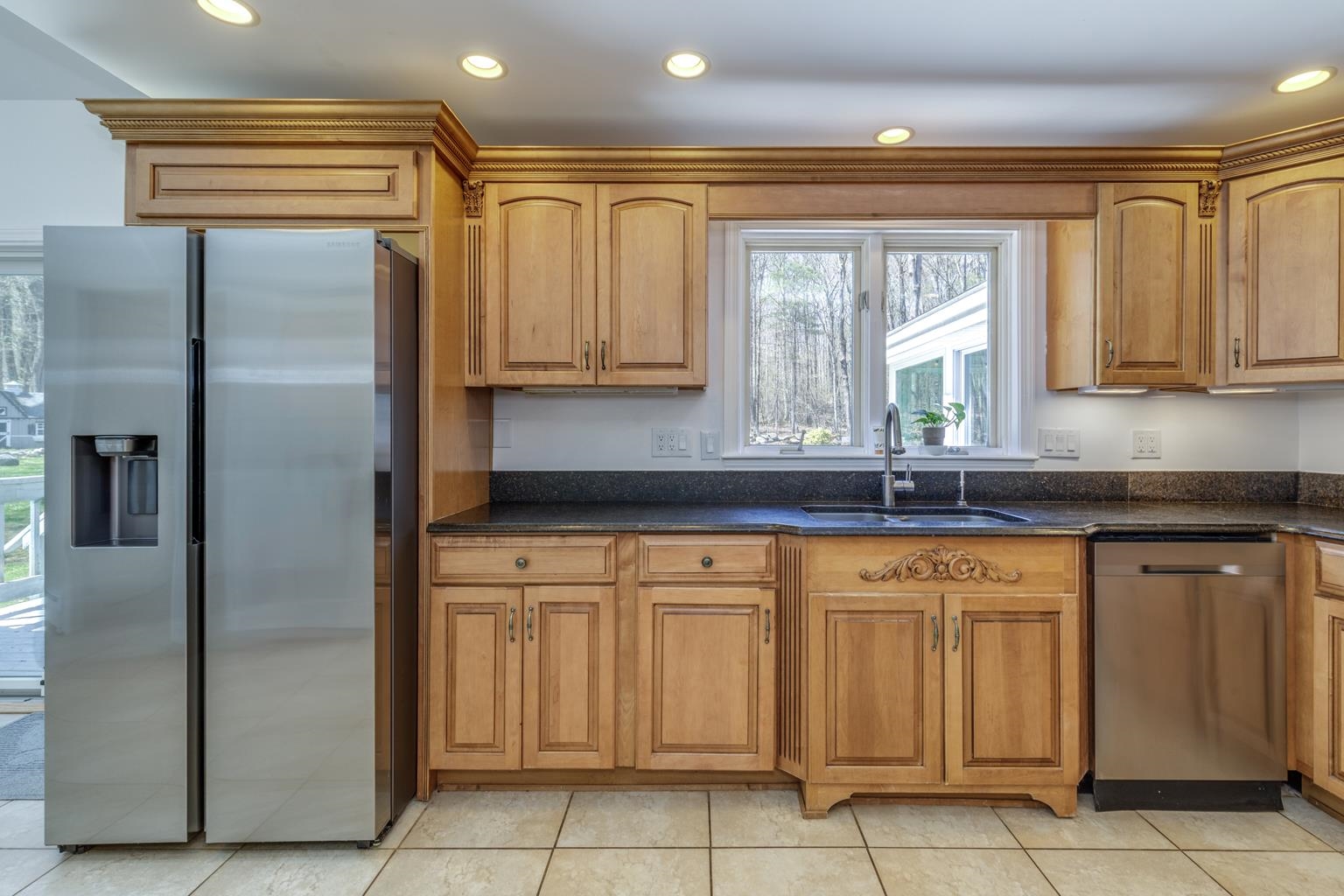 62 Ridge Road Concord, NH 03301 - Photo 9 of 42