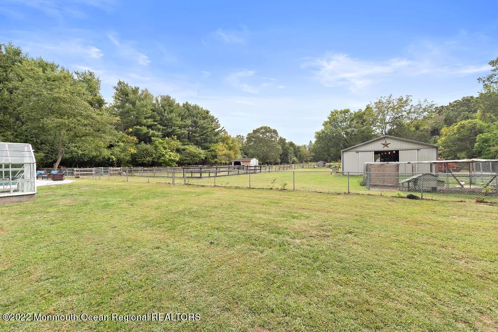 85 Church Road Howell, NJ 07731 - Photo 43 of 65 85Church-55