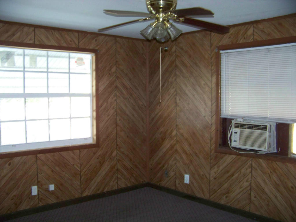 3837 Gulfstream Road Lake Worth, FL 33461 - Photo 28 of 32 Living Room in Home