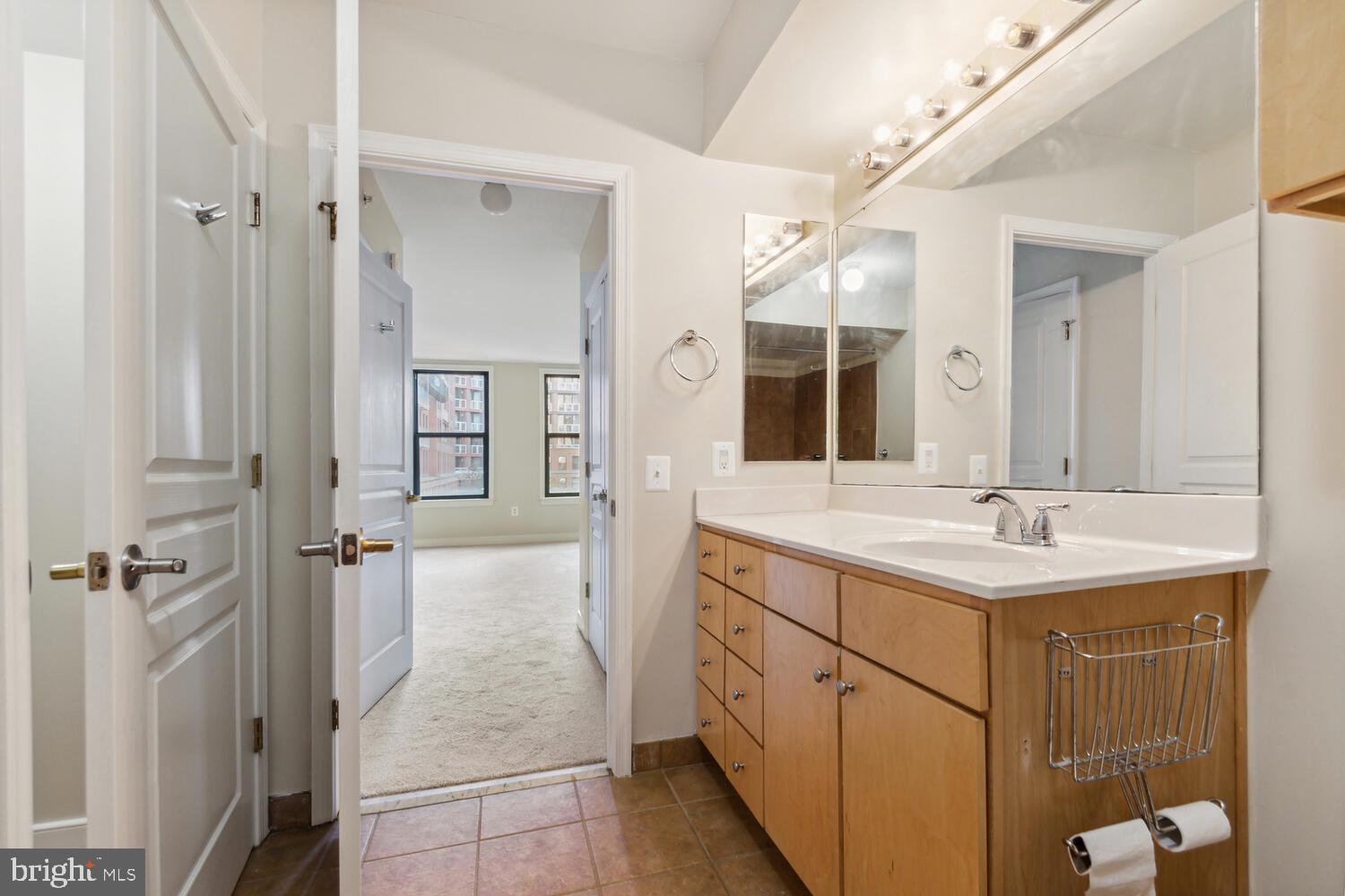 616 E Street Northwest, Unit 501 Washington, DC 20004 - Photo 13 of 28