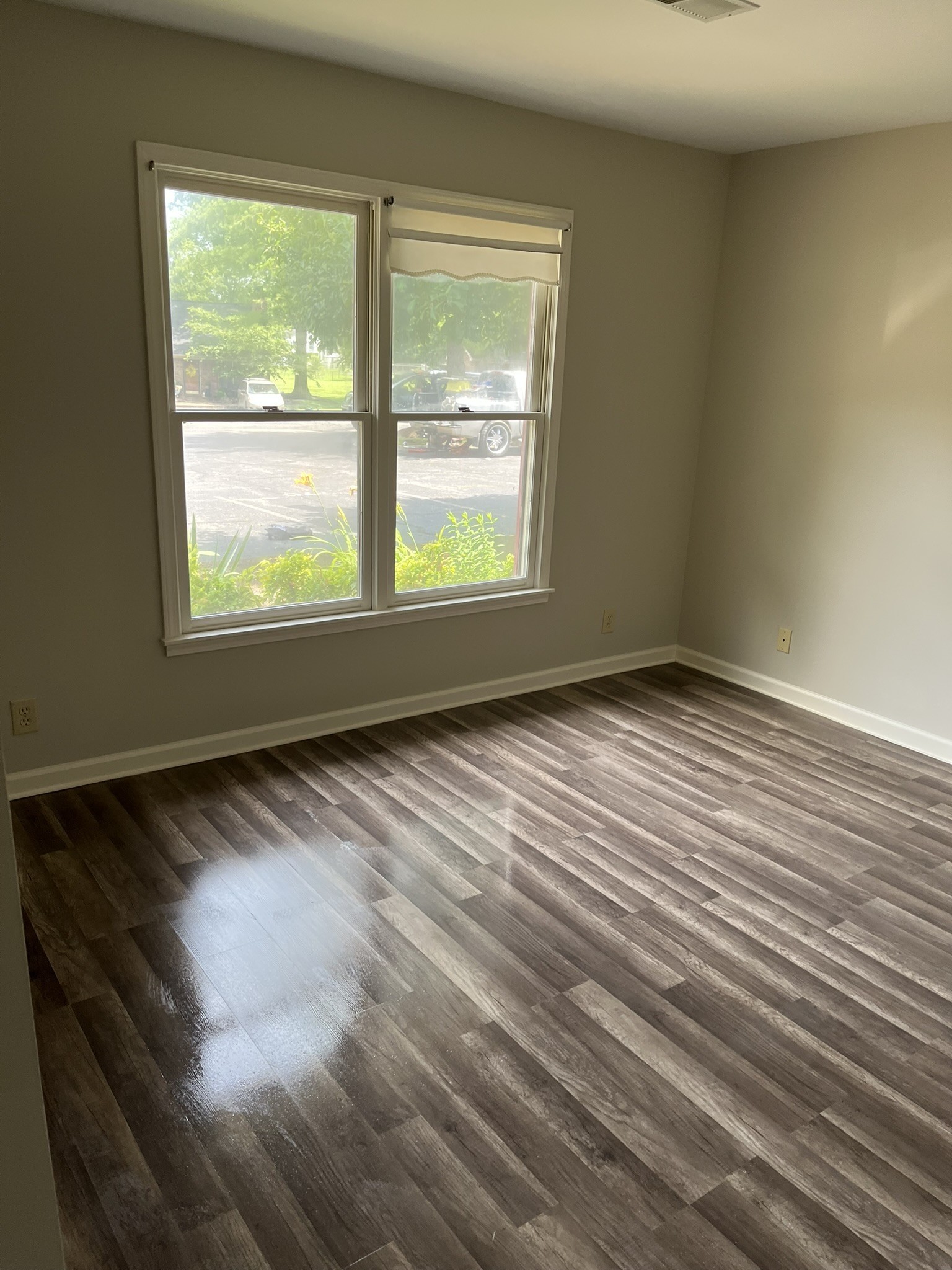 769 Kent Road Nashville, TN 37214 - Photo 2 of 18