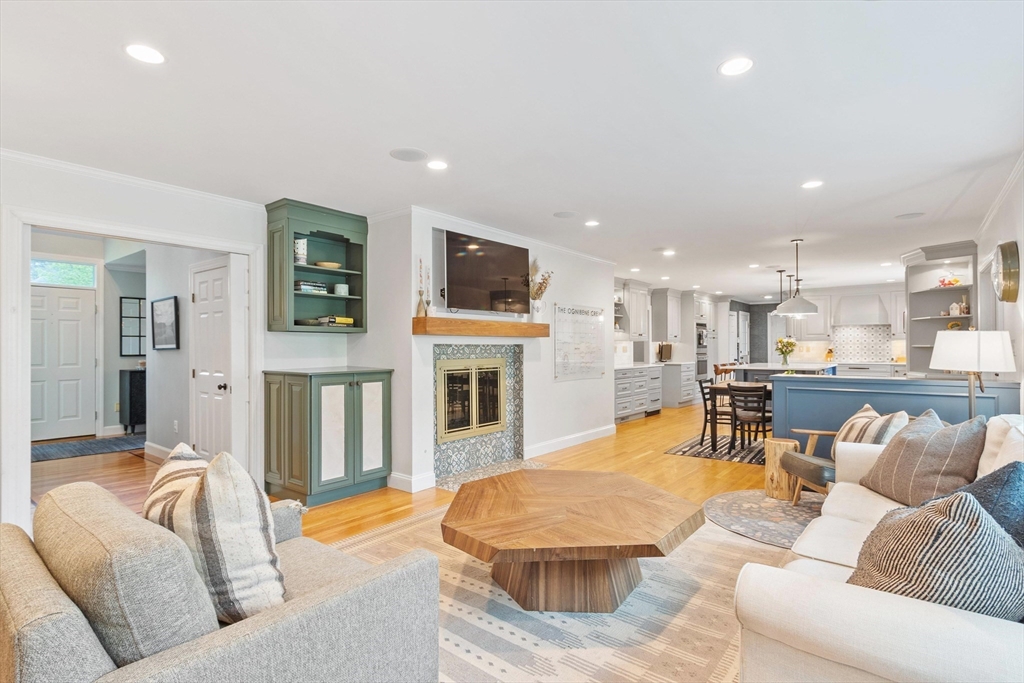 121 Hartwell Road Carlisle, MA 01741 - Photo 11 of 41 Gallery Image 11