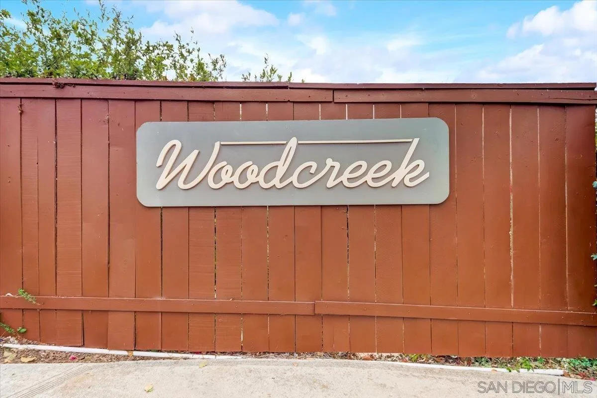 861 Shade Tree Lane Fallbrook, CA 92028 - Photo 36 of 49 a view of sign board