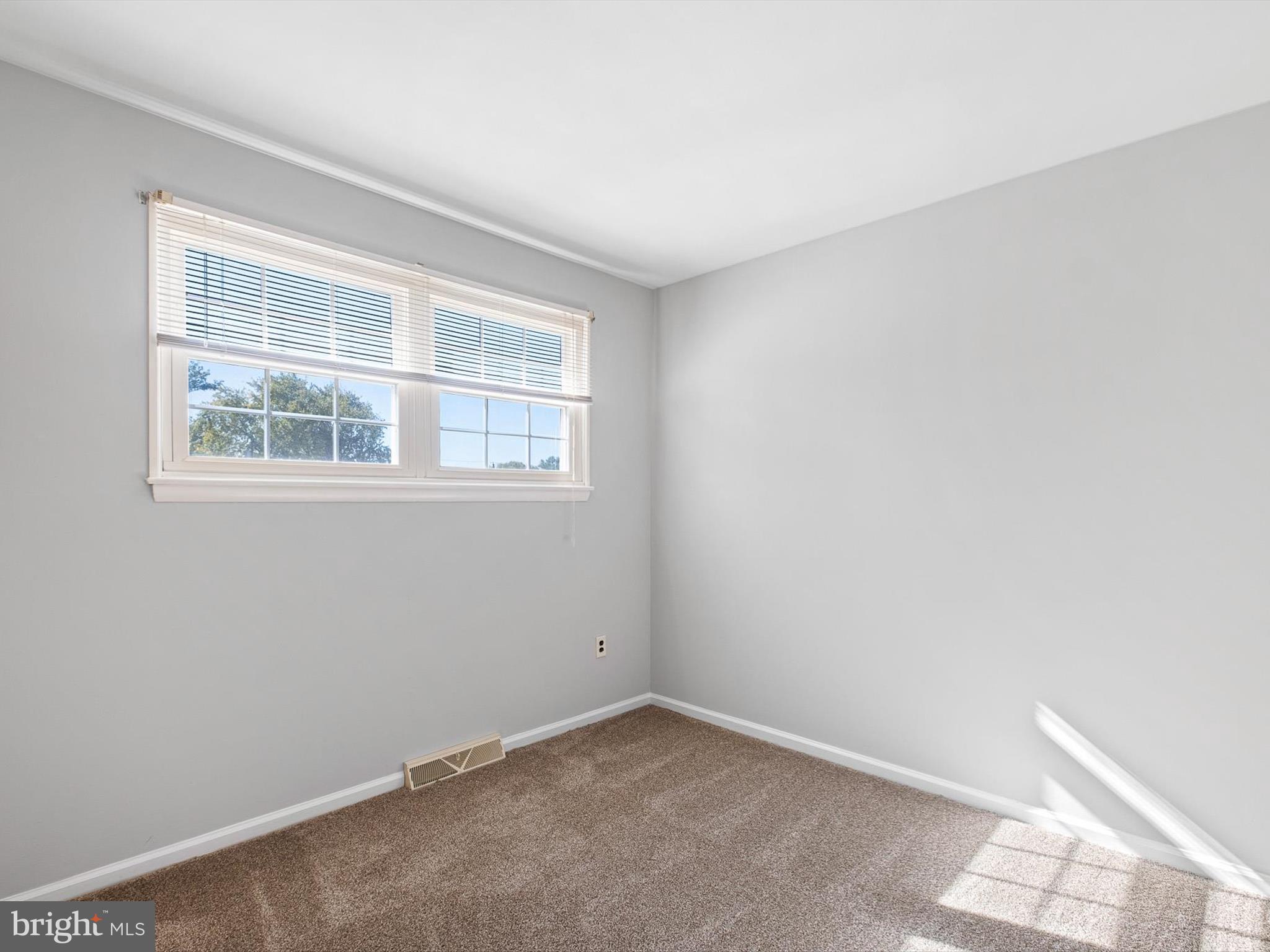 9 Ridge Drive New Castle, DE 19720 - Photo 13 of 38