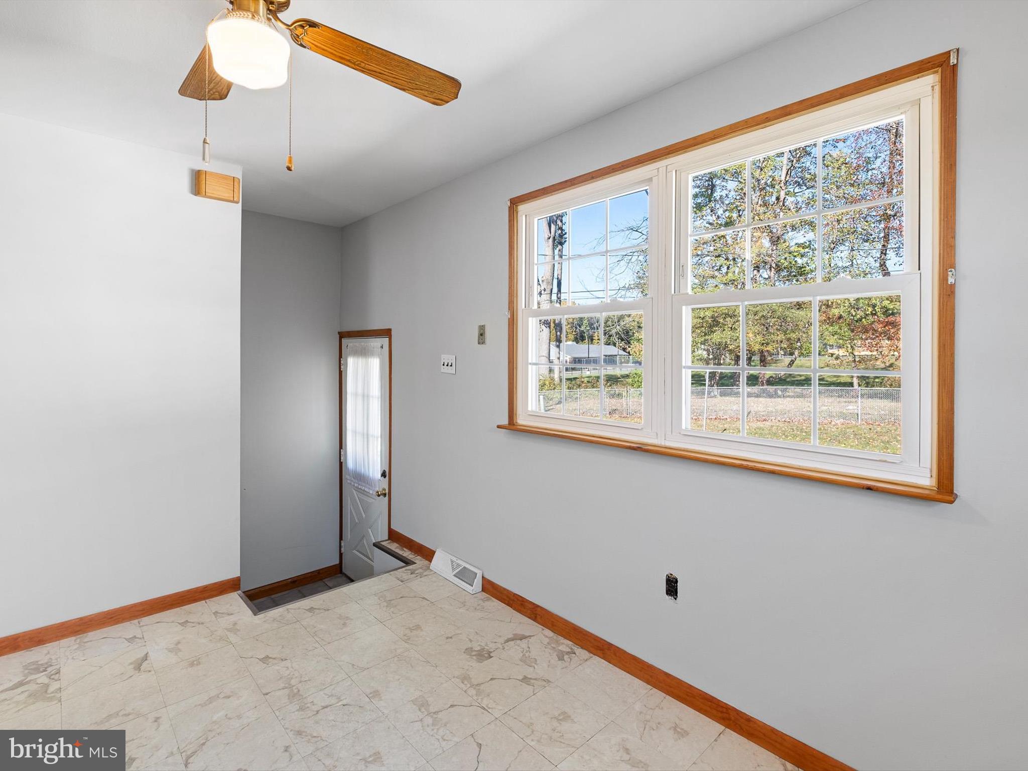 9 Ridge Drive New Castle, DE 19720 - Photo 9 of 38