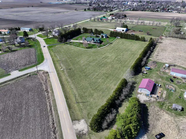 $650,000 | 3402 South Paw Paw Road, Paw Paw, IL 61353