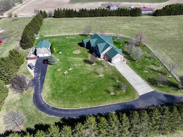 $650,000 | 3402 South Paw Paw Road, Paw Paw, IL 61353