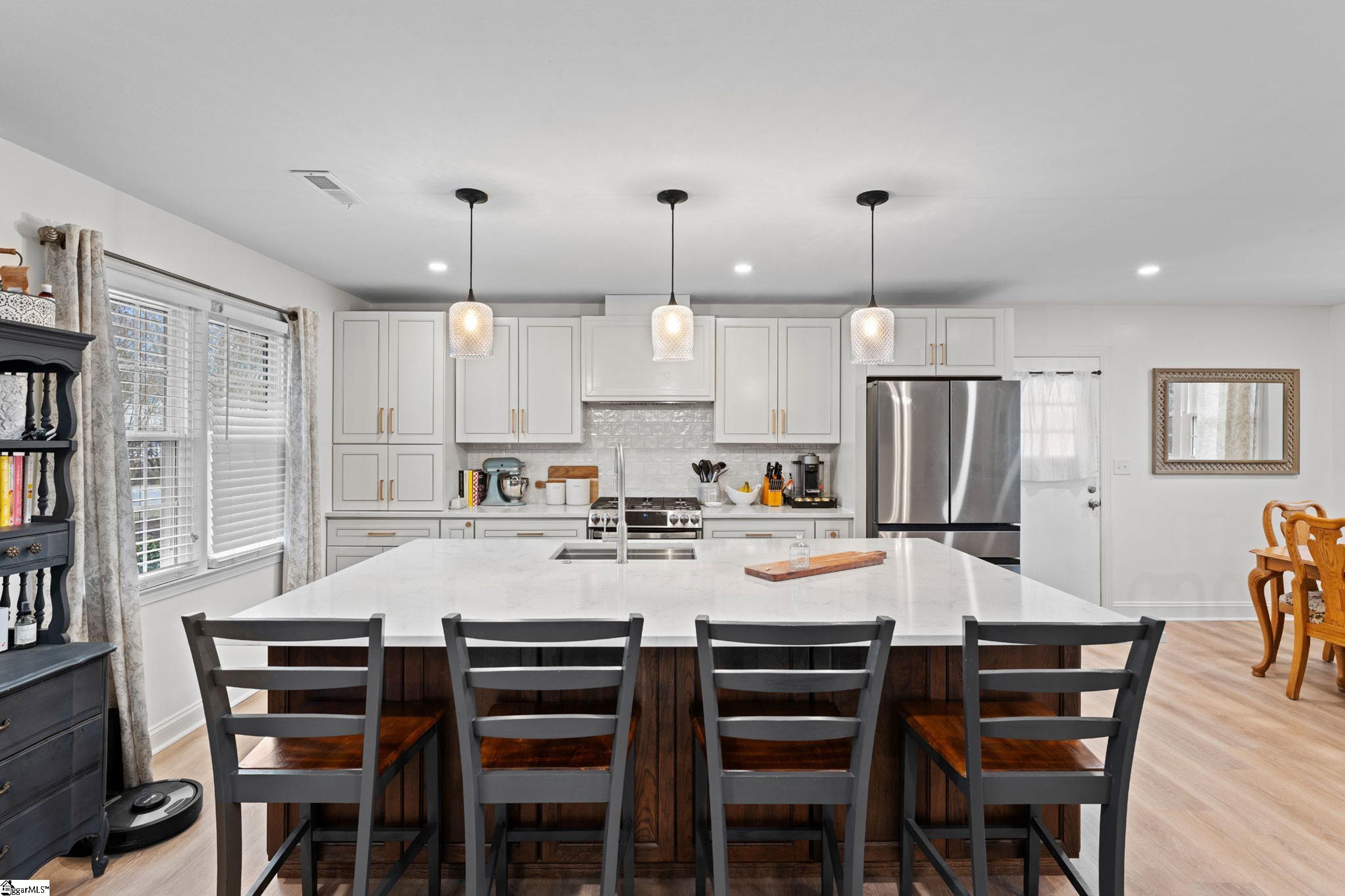 113 Woodvale Circle Greer, SC 29651 - Photo 12 of 33