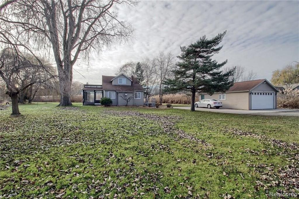 50180 Callens Road Chesterfield, MI 48047 - Photo 4 of 33