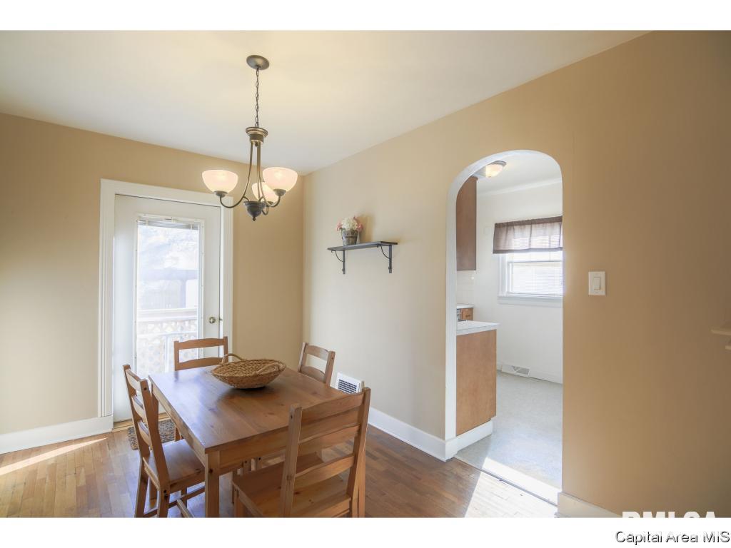 2412 South 8th Street Springfield, IL 62703 - Photo 12 of 27