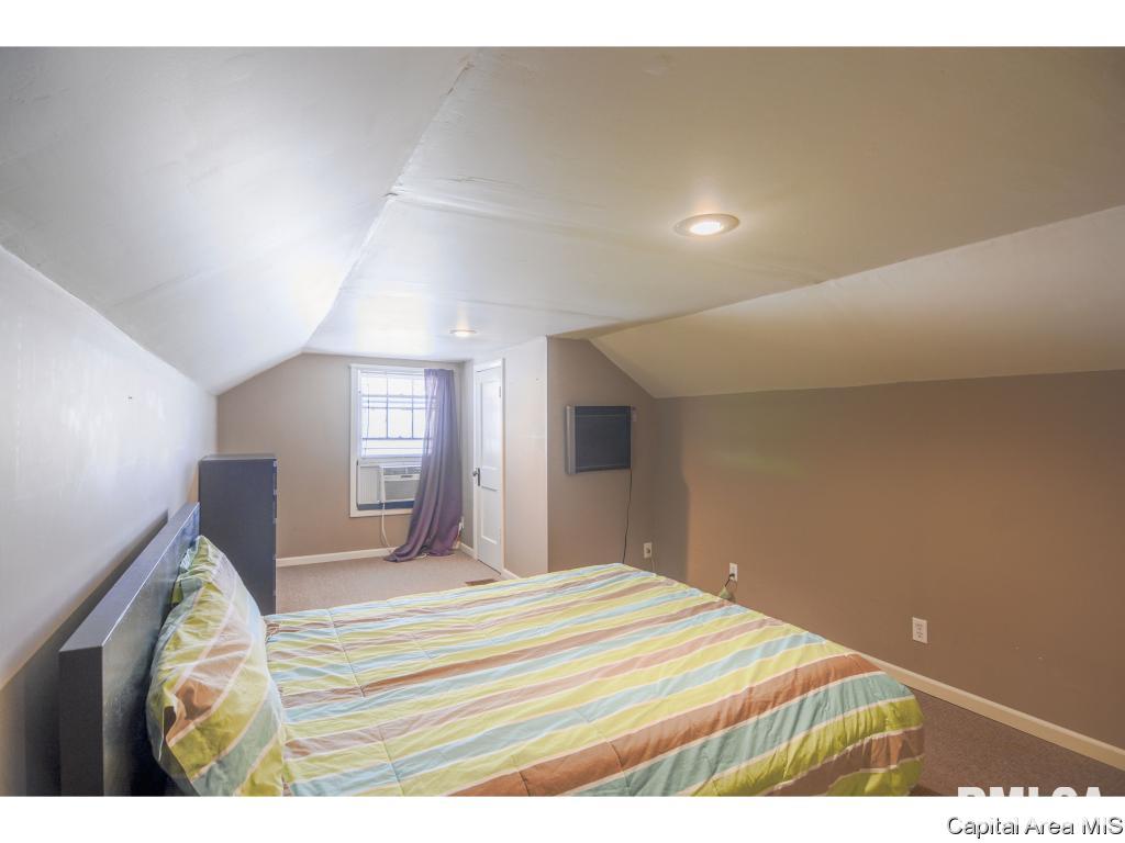 2412 South 8th Street Springfield, IL 62703 - Photo 17 of 27
