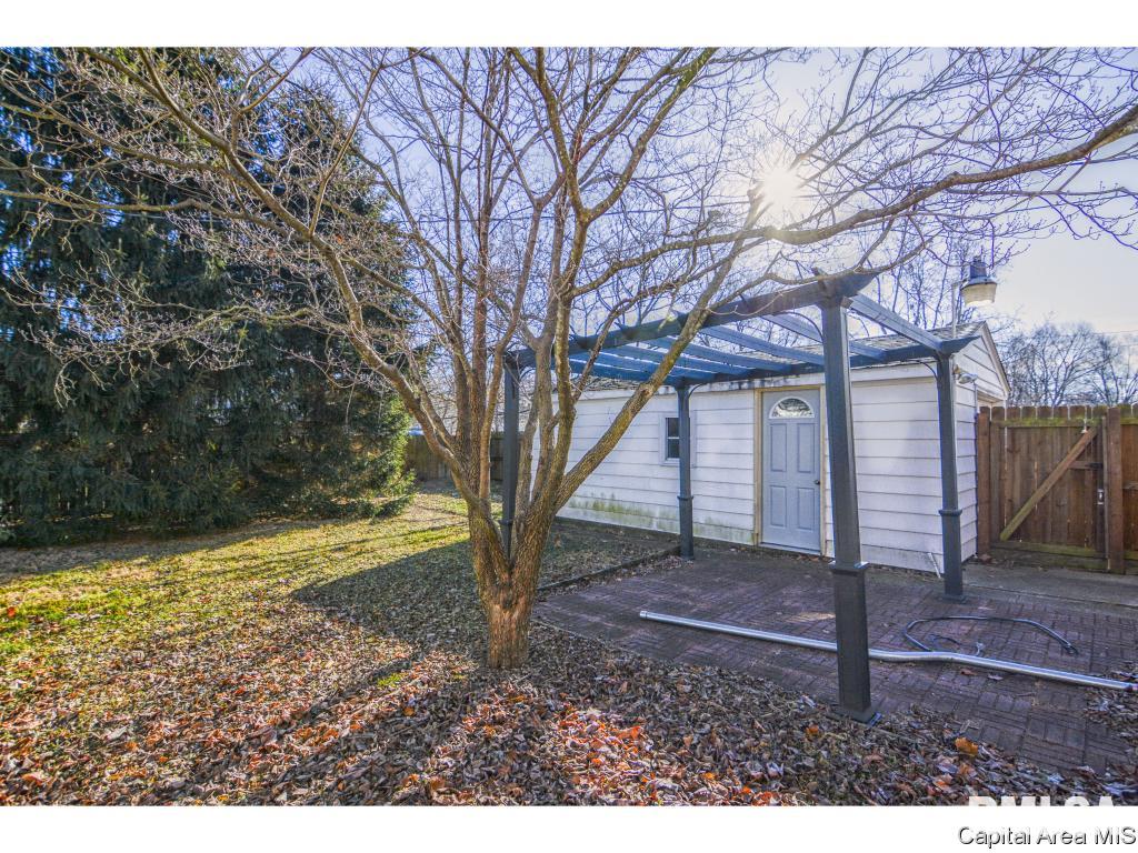 2412 South 8th Street Springfield, IL 62703 - Photo 6 of 27