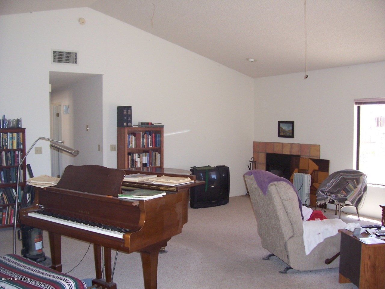 723 Camino Arruza Rio Rico, AZ 85648 - Photo 5 of 6