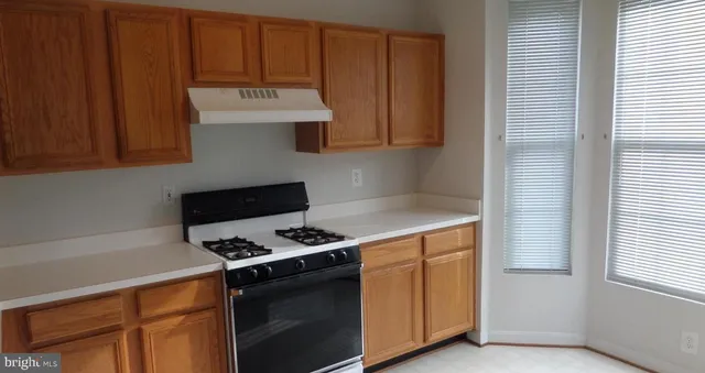 $2,500 | 46614 Drysdale Terrace, Unit 202, Sterling, VA 20165