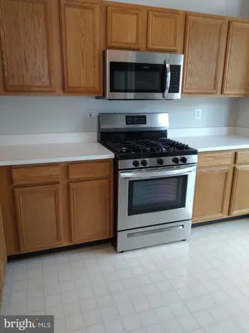 $2,500 | 46614 Drysdale Terrace, Unit 202, Sterling, VA 20165