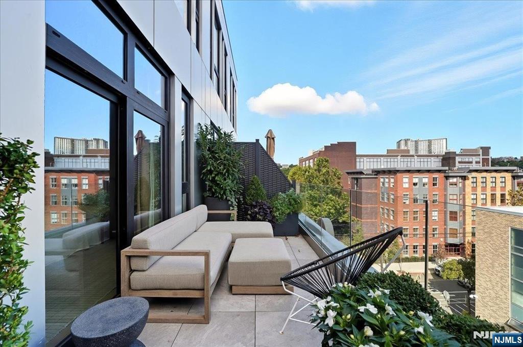 720 Clinton Street, Unit 508 Hoboken, NJ 07030 - Photo 24 of 35