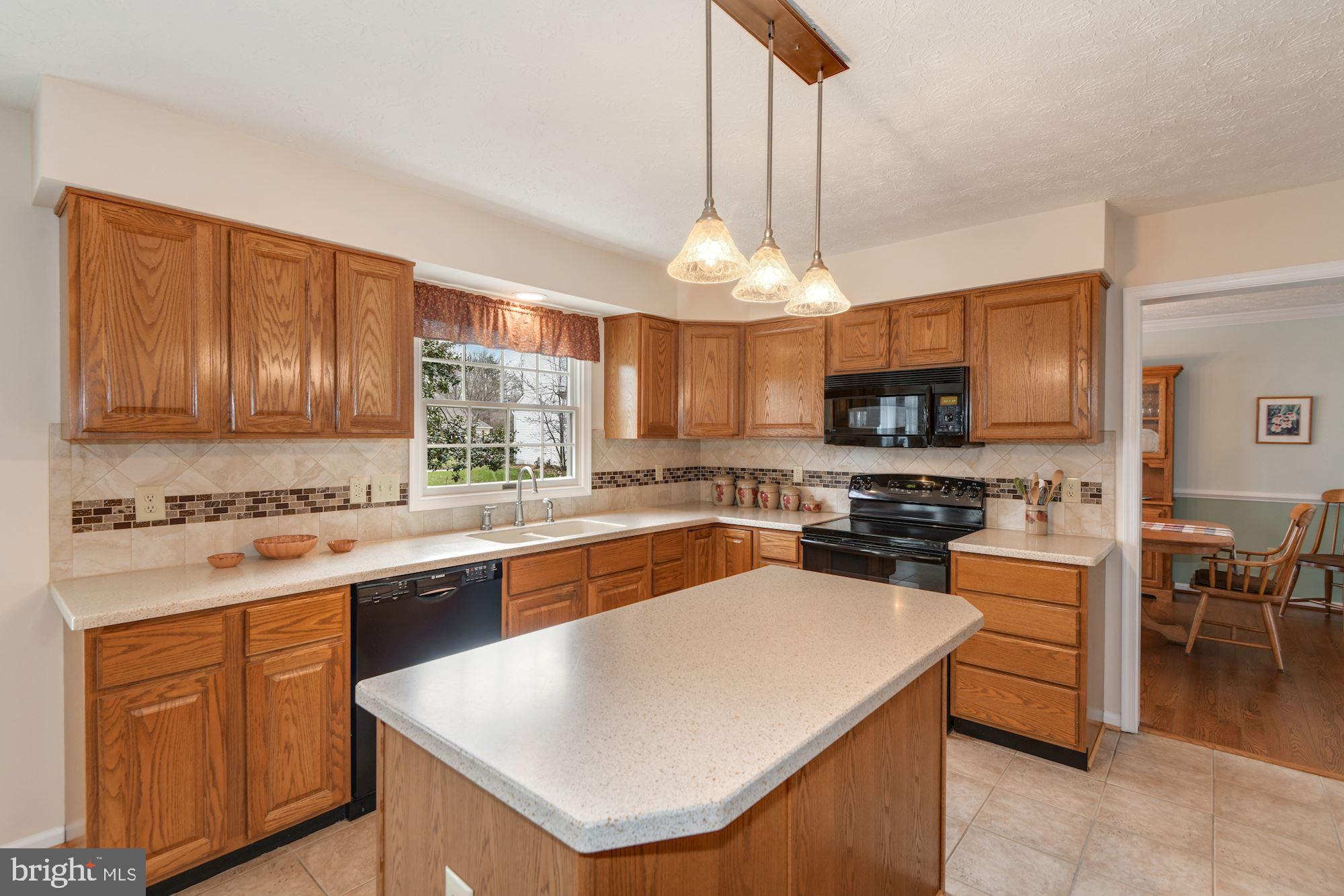 8113 Fe Carter Road Laurel, MD 20724 - Photo 10 of 43 Gallery Image 10