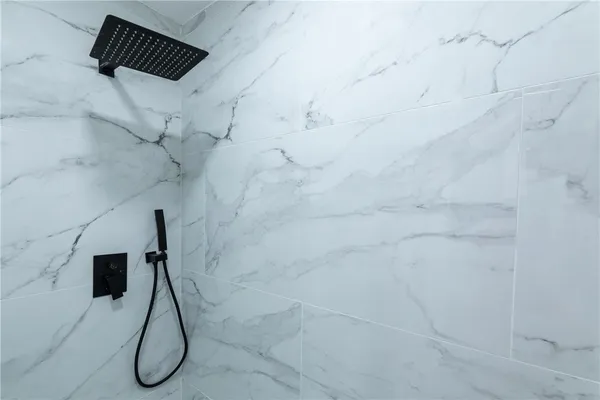 $225,000 | 619 Oakwood Avenue, Waycross, GA 31501