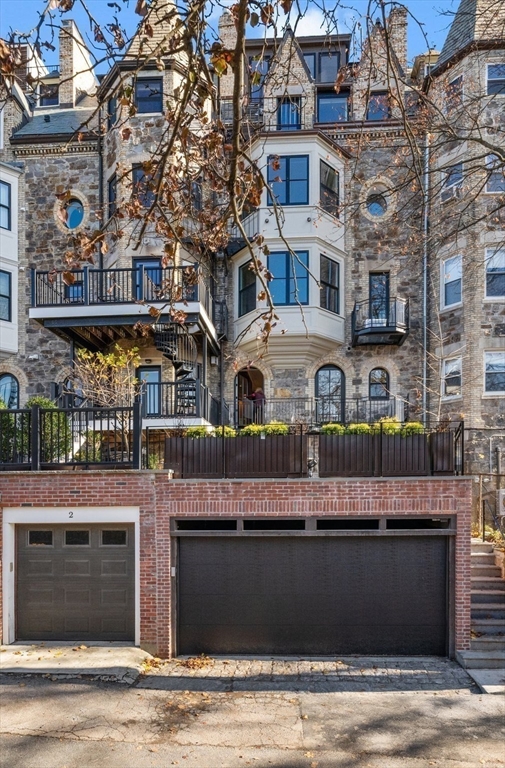 320 Tappan Street, Unit 4 Brookline, MA 02445 - Photo 17 of 18 a front view of a multi story building