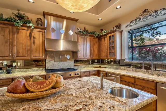 $1,899,000 | 77170 Casa Del Sol, La Quinta, CA 92253