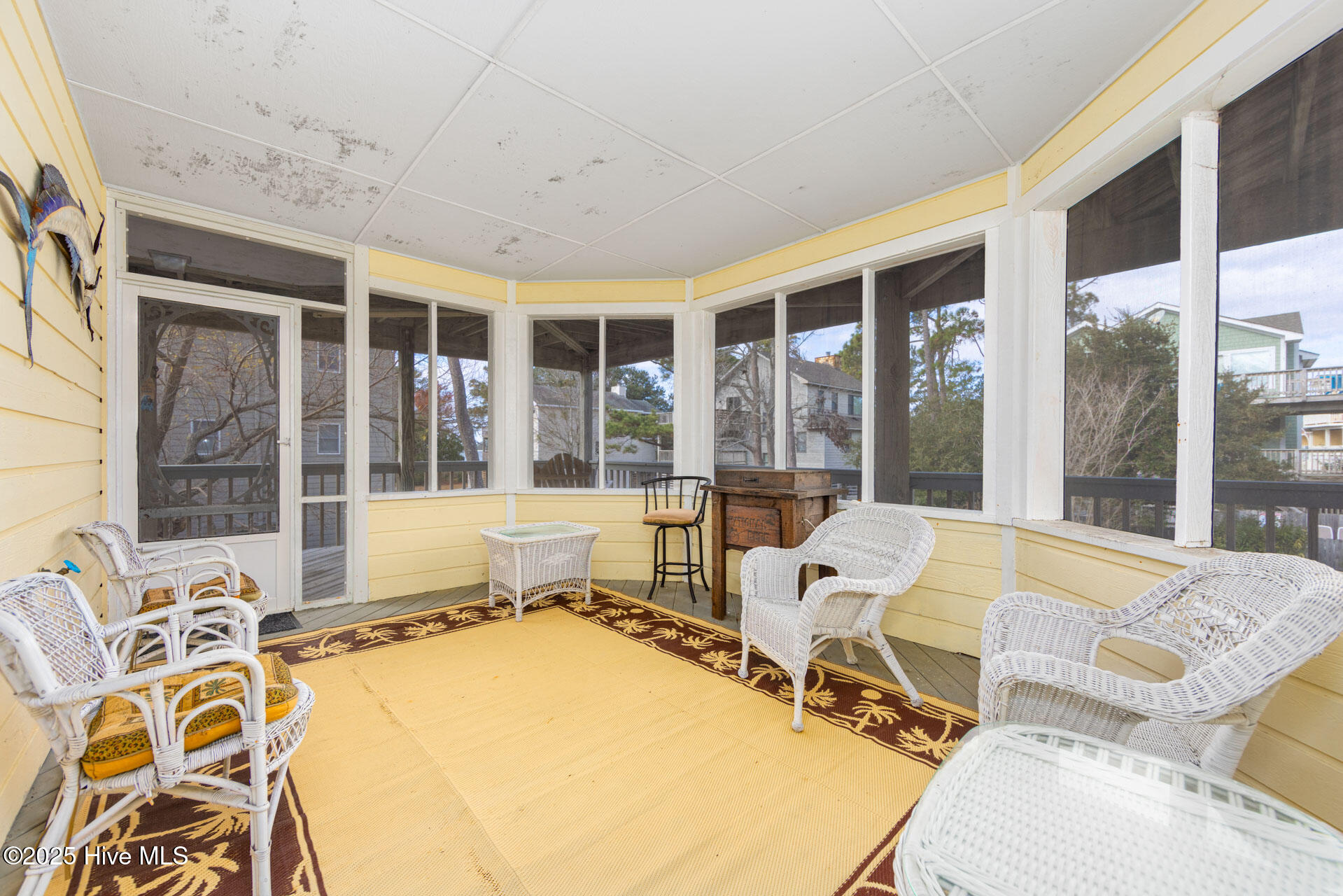 1037 Hampton Street Corolla, NC 27927 - Photo 16 of 39 Screened porch