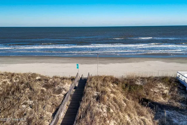 $625,000 | 1037 Hampton Street, Corolla, NC 27927