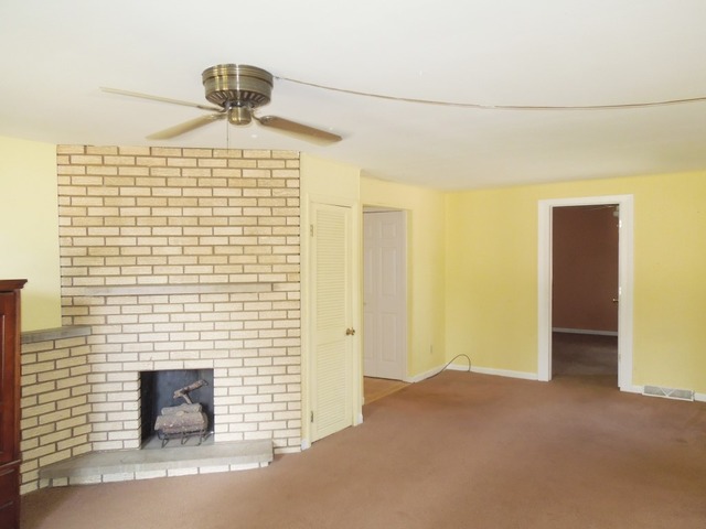 529 West State Street Sycamore, IL 60178 - Photo 11 of 13