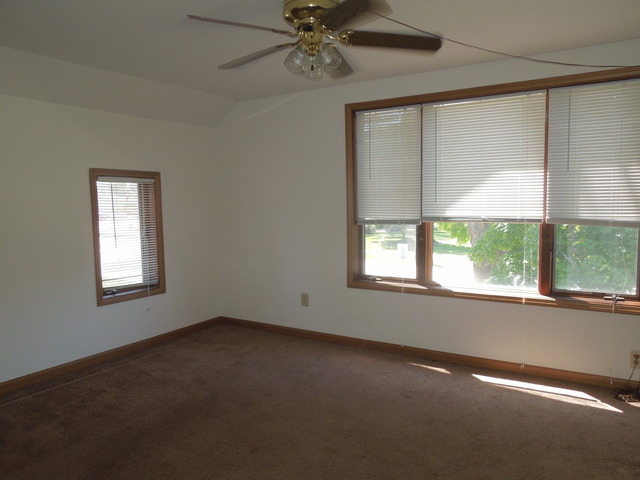 529 West State Street Sycamore, IL 60178 - Photo 2 of 13