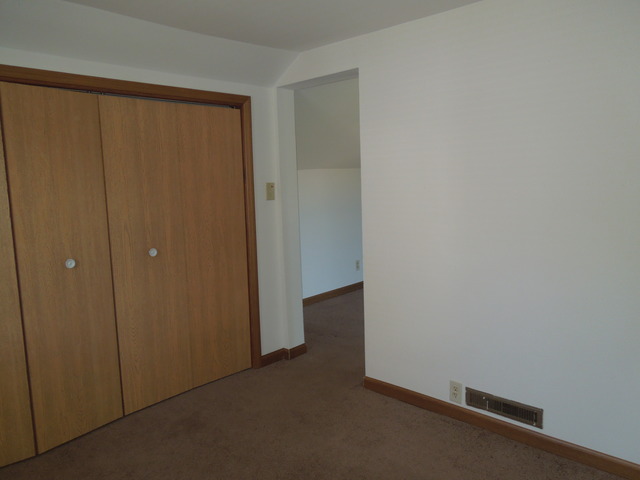 529 West State Street Sycamore, IL 60178 - Photo 7 of 13
