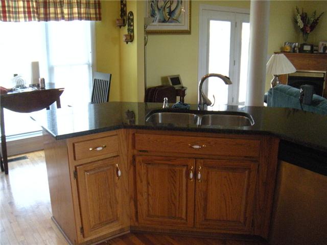 Lovely kitchen with granite counters