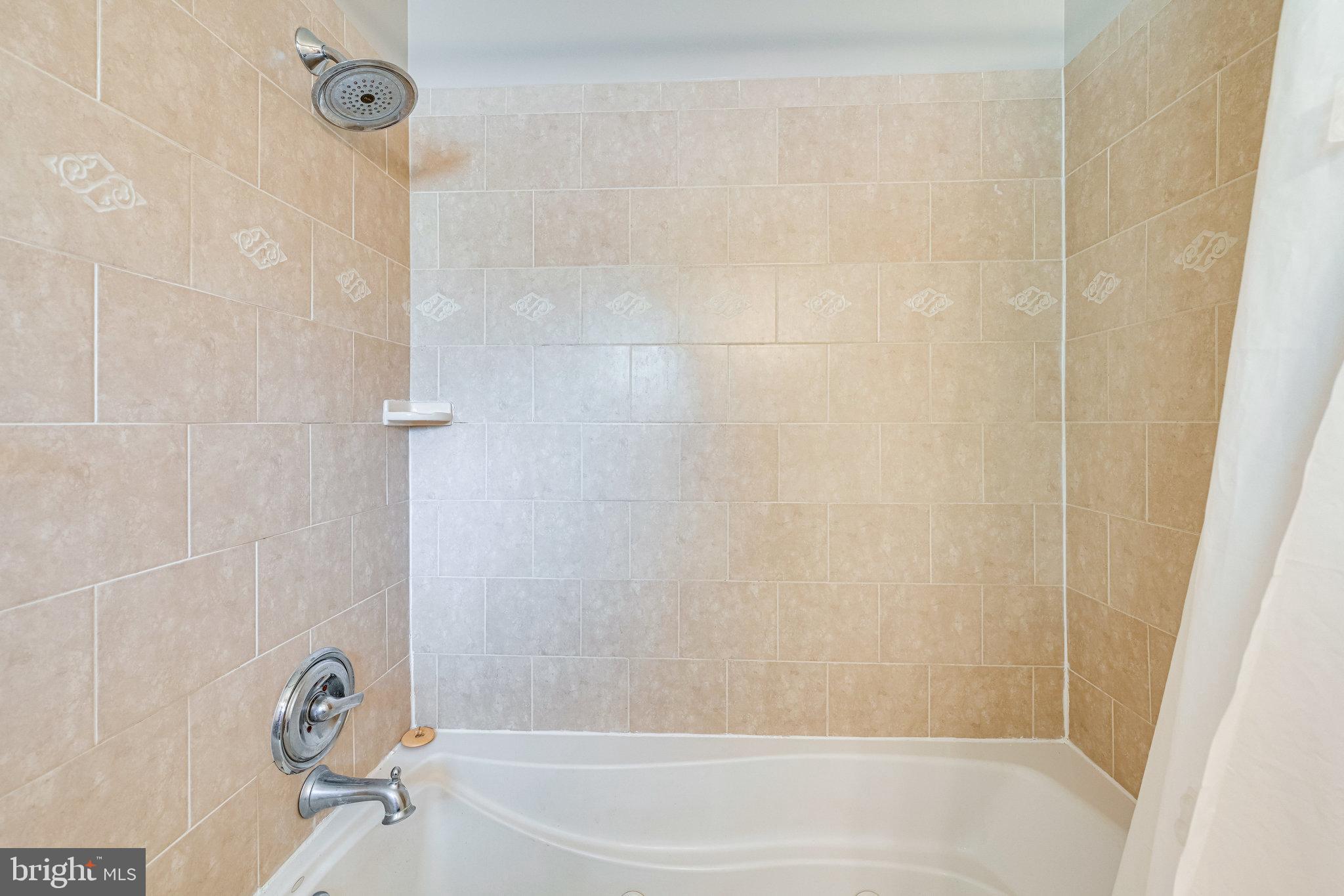 300 Branch Road Southeast Vienna, VA 22180 - Photo 35 of 72 Bedroom 1 bath