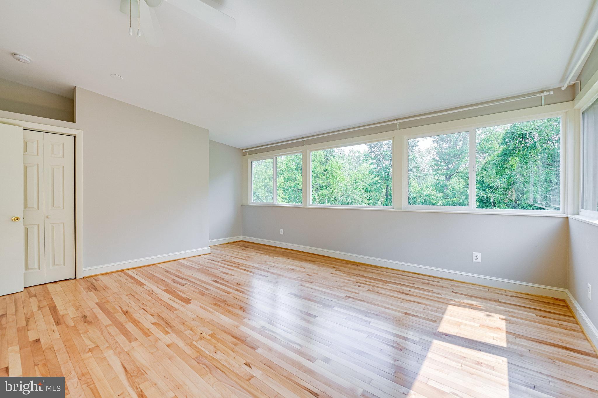 300 Branch Road Southeast Vienna, VA 22180 - Photo 37 of 72 Bedroom 2