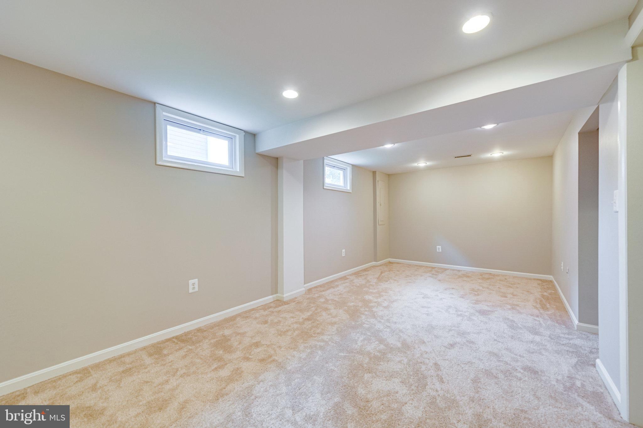 300 Branch Road Southeast Vienna, VA 22180 - Photo 45 of 72 Movie Room/Den/Office/guest room