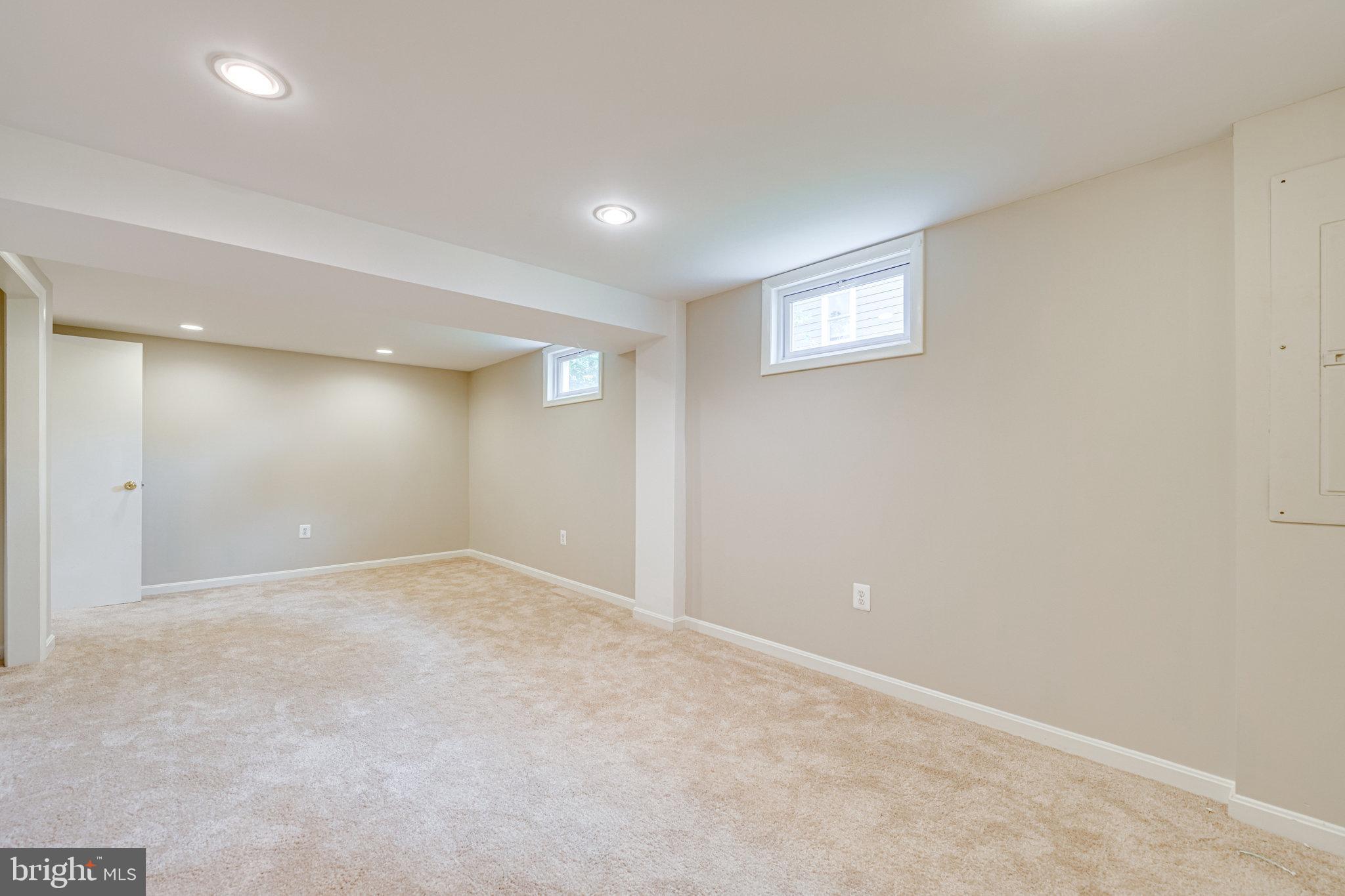 300 Branch Road Southeast Vienna, VA 22180 - Photo 46 of 72 Movie Room/Den/Office/guest room