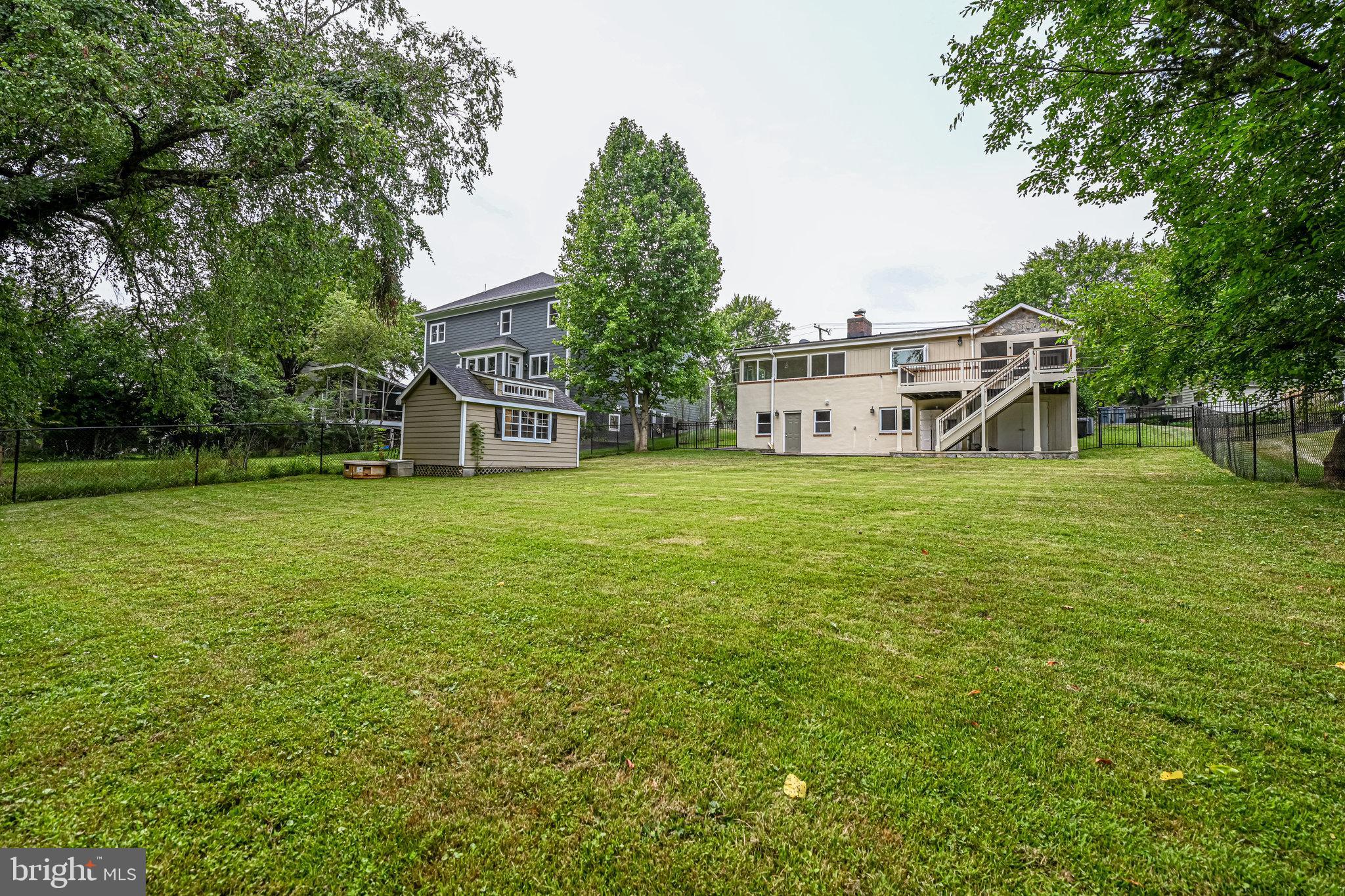 300 Branch Road Southeast Vienna, VA 22180 - Photo 65 of 72 Over 1/3 of an acre