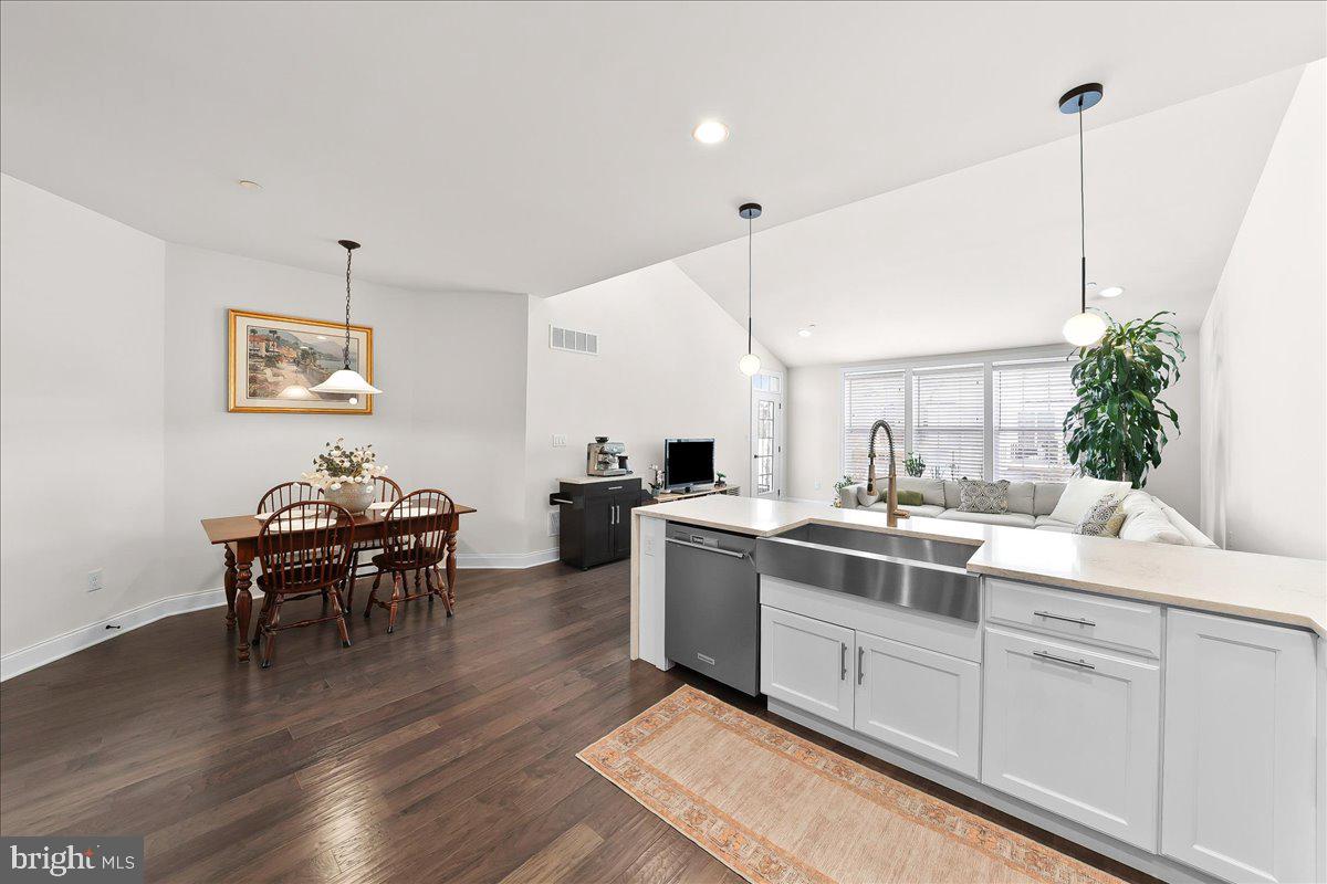 3718 Parris Boulevard Newtown Square, PA 19073 - Photo 12 of 52