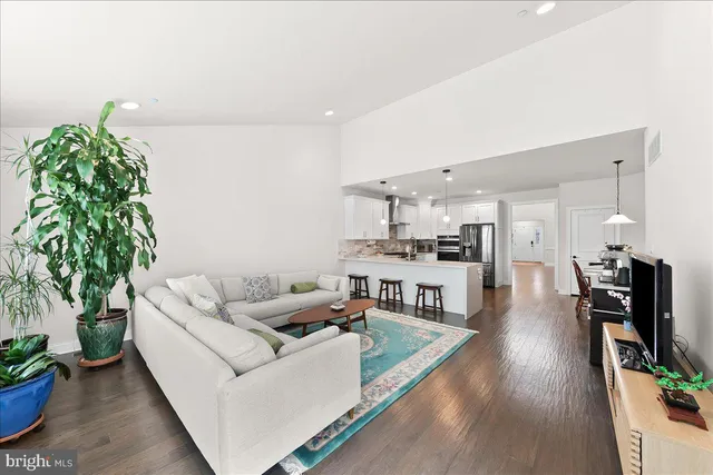 $1,125,000 | 3718 Parris Boulevard, Newtown Square, PA 19073